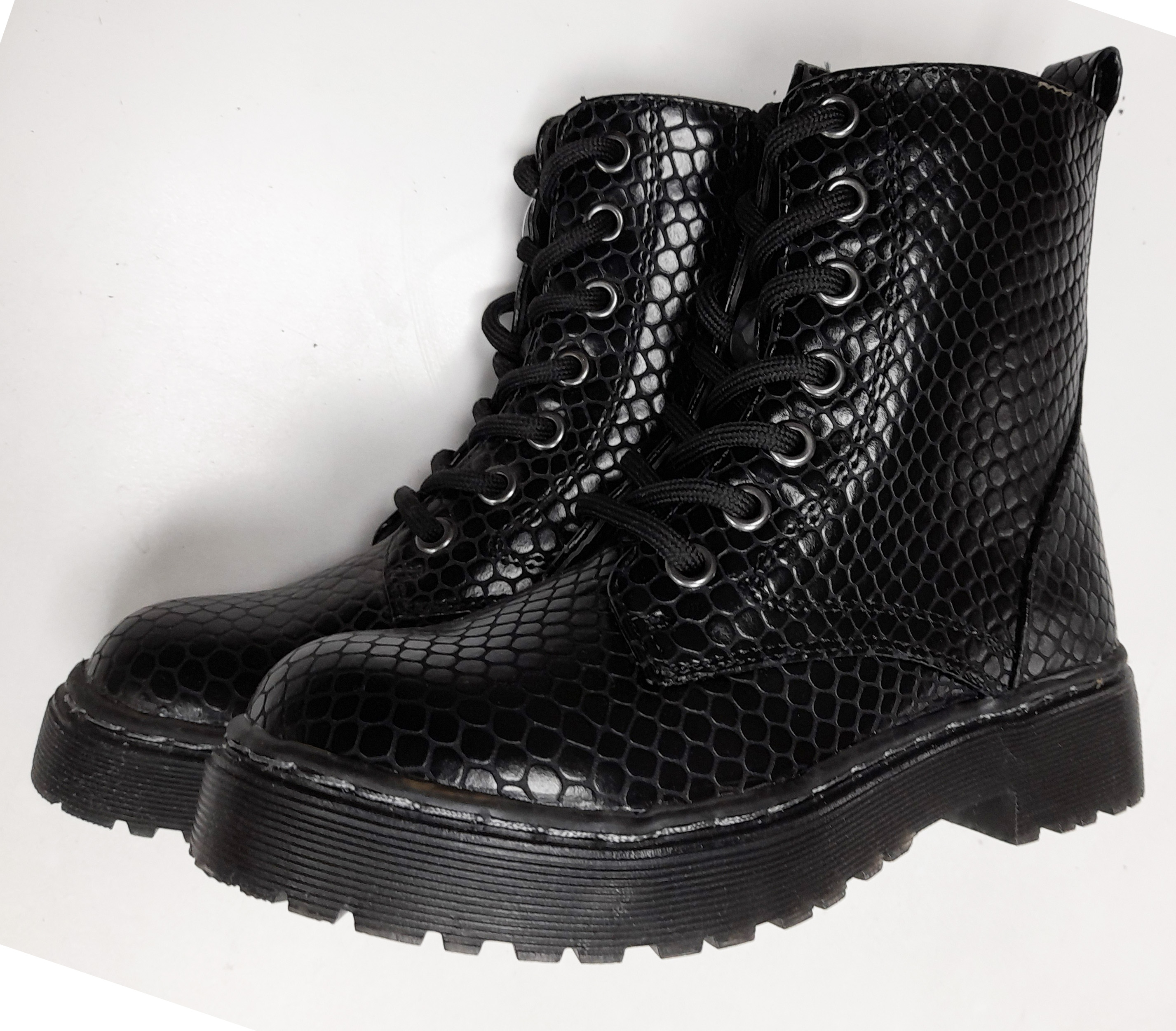 SUPER STAR GIRLS CROC LACE UP BOOT WITH INSIDE ZIP