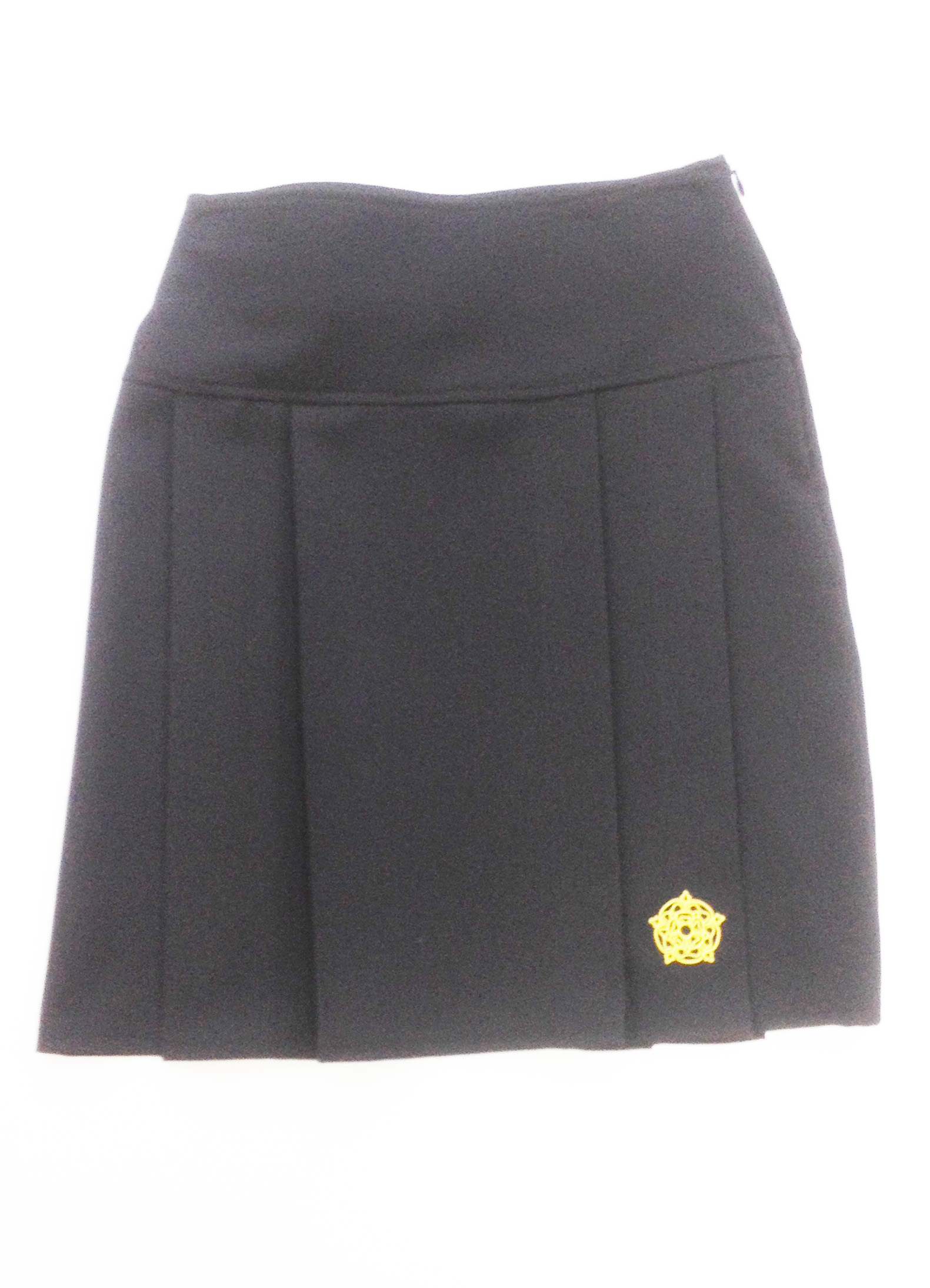 STM Knife Pleat Skirt With Logo